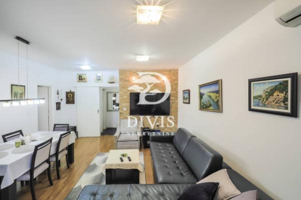 Slika 1 - Branka Krsmanovića, Trosoban stan na prodaju, 85m2, 389.000€